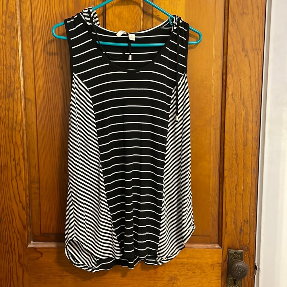 Cato Active Hooded Sleeveless top